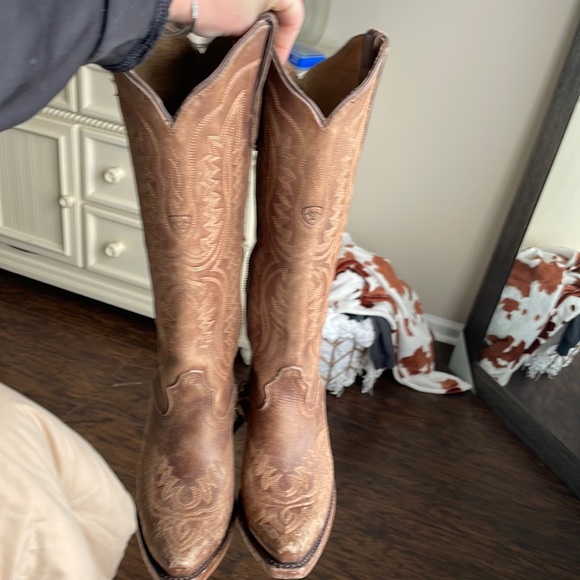 Ariat Women's Casanova Distressed Brown Snip Toe Tall Western Boots - Picture 2 of 2